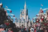 Ilustrasi Contoh Deskripsi Disney Poster AI Foto Sendiri di Bing Image Creator yang Kreatif/ Pexels/ Craig Adderley