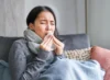 ILUSTRASI: Meringankan batuk pilek dengan terapi di rumah. (freepik)
