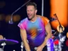 Pasutri Ini Gagal Saksikan Aksi Coldplay di GBK Gara-Gara tak Punya Tiket, Akhirnya Cuma Bisa Nyanyi di Luar