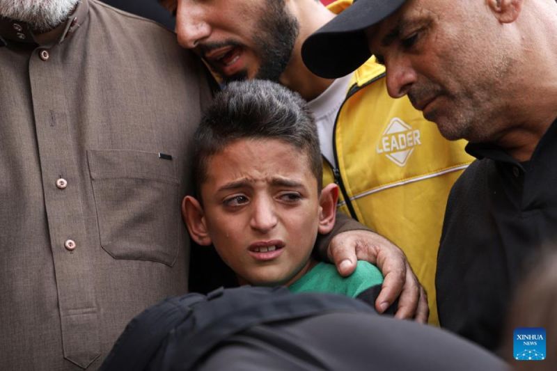 Lebih dari 3.00 Anak Palestina Tewas Akibat Serangan Bom Israel 