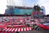 Legenda Manchester United Bobby Charlton Meninggal Dunia